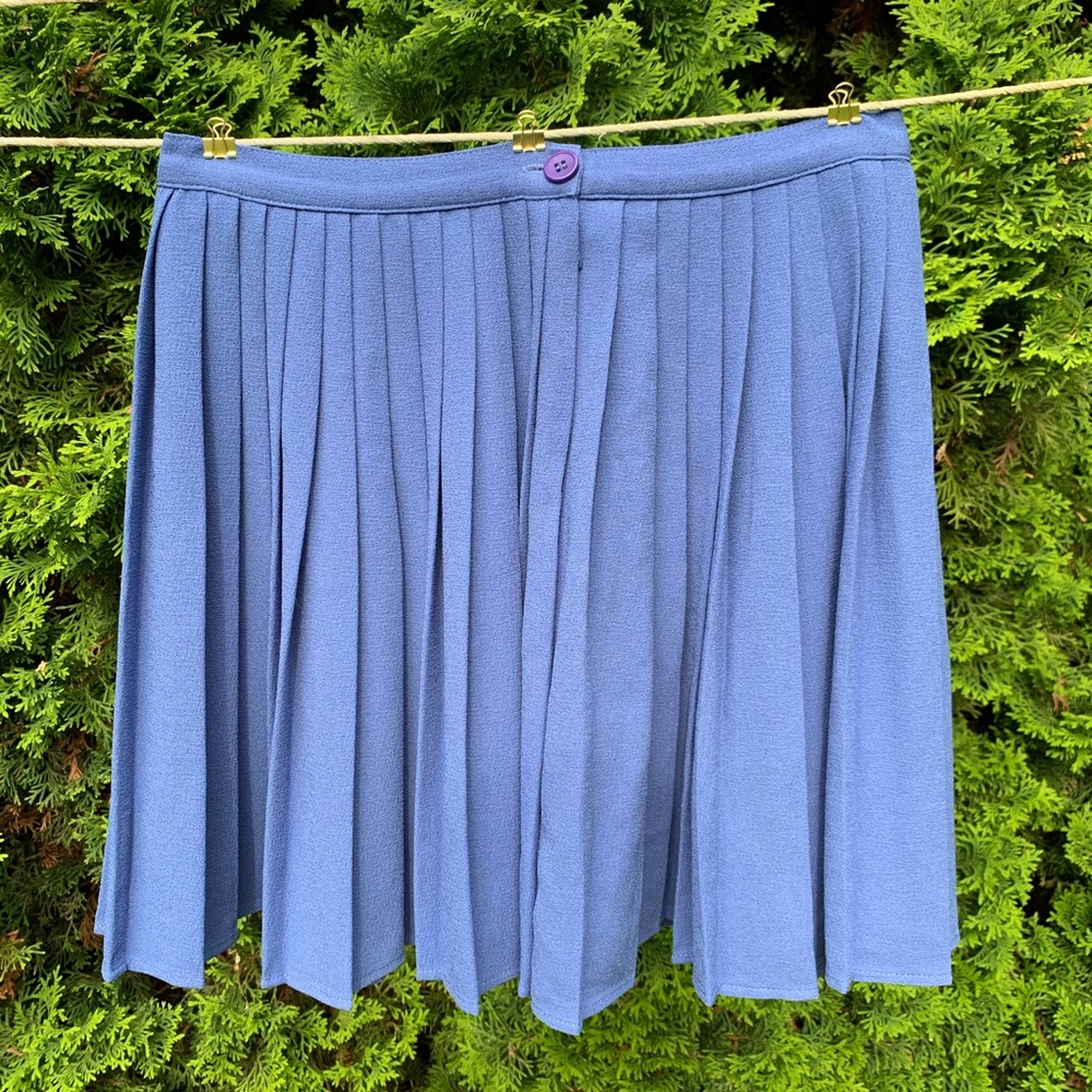 American Apparel Periwinkle Sunburst Pleated Skirt - Picture 3 of 6